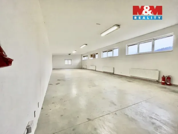 Pronájem skladu, Vsetín, Lázky, 430 m2