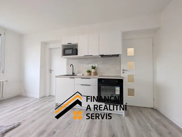 Pronájem bytu 2+kk, Mladá Boleslav, 17. listopadu, 35 m2