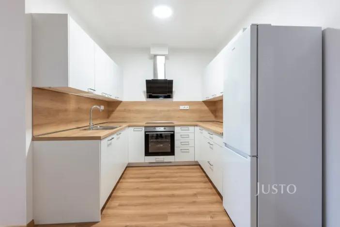 Pronájem bytu 2+kk, Staré Město, Hradišťská, 57 m2