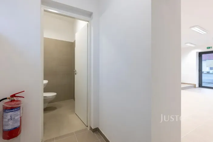 Pronájem obchodního prostoru, Staré Město, Hradišťská, 42 m2