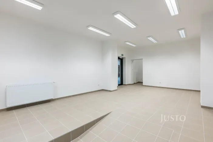 Pronájem obchodního prostoru, Staré Město, Hradišťská, 42 m2