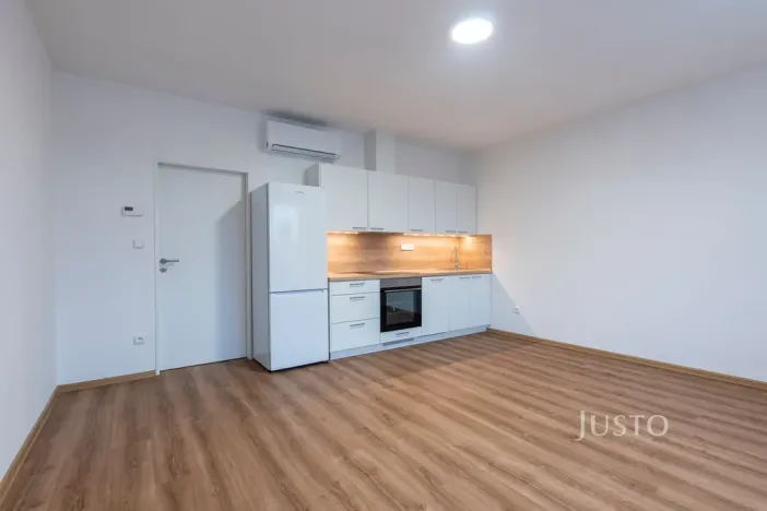 Pronájem bytu 2+kk, Staré Město, Hradišťská, 55 m2
