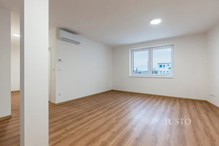 Pronájem bytu 3+kk, Staré Město, Hradišťská, 76 m2