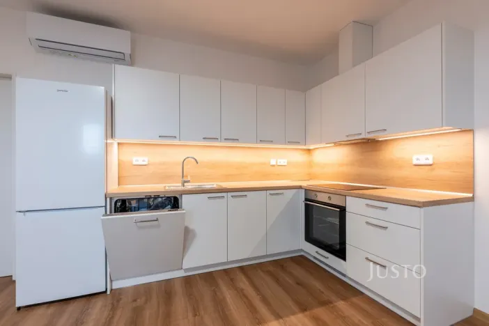 Pronájem bytu 1+kk, Staré Město, Hradišťská, 35 m2