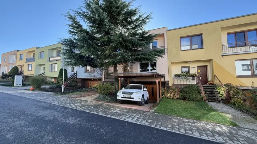 Prodej rodinného domu, Pozlovice, Nivy II, 235 m2