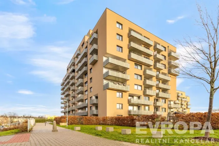 Prodej bytu 3+kk, Praha - Strašnice, Zvěřinova, 98 m2