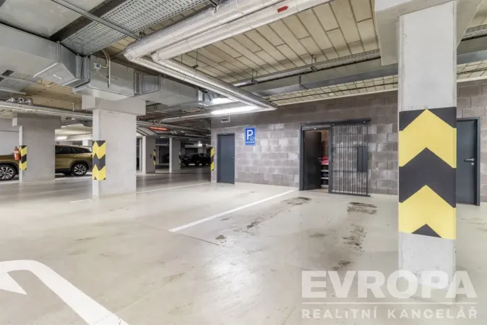 Prodej bytu 3+kk, Praha - Strašnice, Zvěřinova, 98 m2