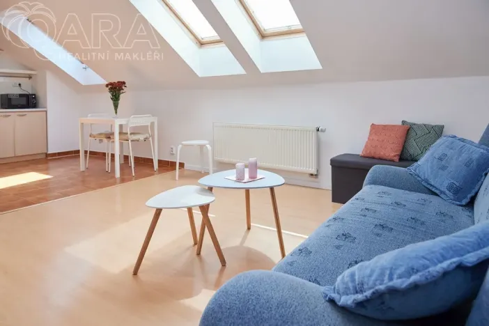 Pronájem bytu 2+kk, Beroun, Havlíčkova, 55 m2