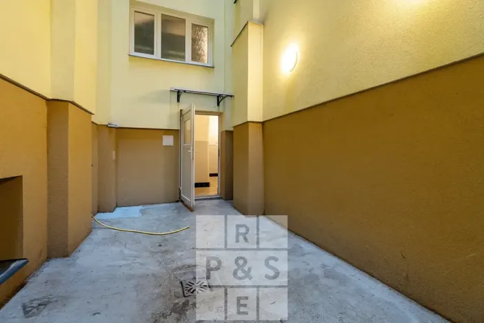 Prodej bytu 4+kk, Praha - Žižkov, Viklefova, 100 m2