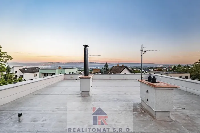 Prodej vily, Praha - Komořany, Pod lesem, 770 m2