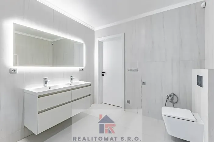 Prodej vily, Praha - Komořany, Pod lesem, 770 m2