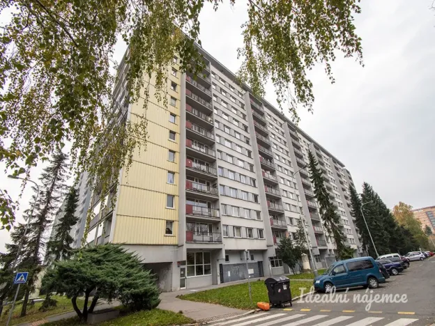 Pronájem bytu 3+1, Praha - Kobylisy, Taussigova, 67 m2