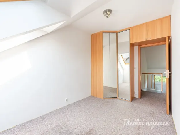 Pronájem bytu 4+kk, Praha - Satalice, Kemrova, 141 m2