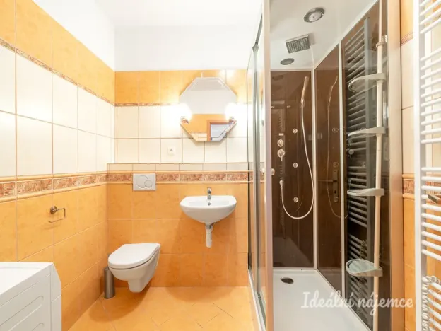 Pronájem bytu 4+kk, Praha - Satalice, Kemrova, 141 m2