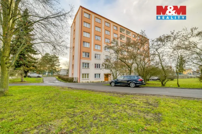 Pronájem bytu 1+1, Cheb, Osvobození, 35 m2