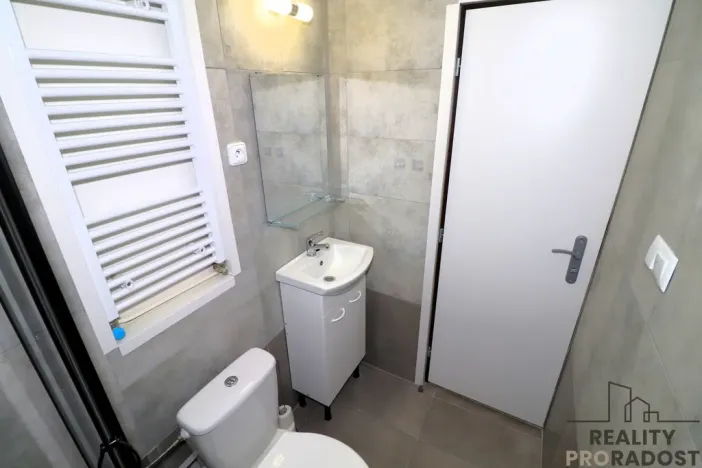 Pronájem bytu 1+kk, Brno - Řečkovice, Ladova, 28 m2