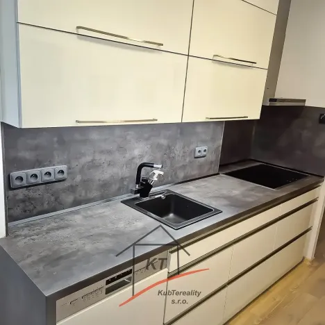 Prodej bytu 3+1, Ústí nad Labem, Peškova, 79 m2