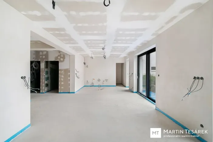 Prodej rodinného domu, Starovice, 221 m2