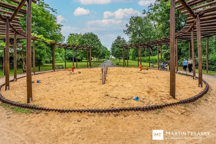 Prodej rodinného domu, Praha - Čakovice, Krystalová, 192 m2