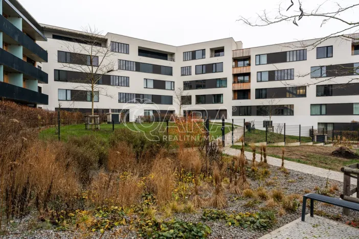 Pronájem bytu 1+kk, Praha - Braník, Skálové, 44 m2