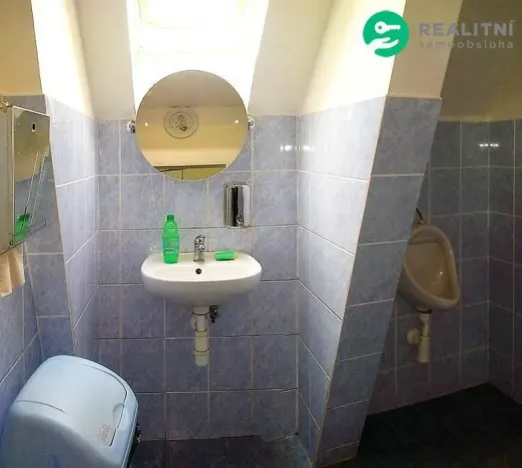 Pronájem skladu, Bykoš, 1100 m2