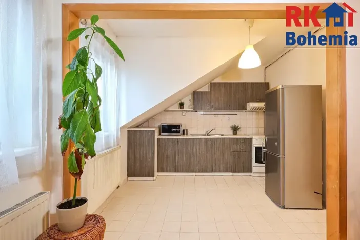 Prodej bytu 3+1, Český Brod, nám. Arnošta z Pardubic, 63 m2