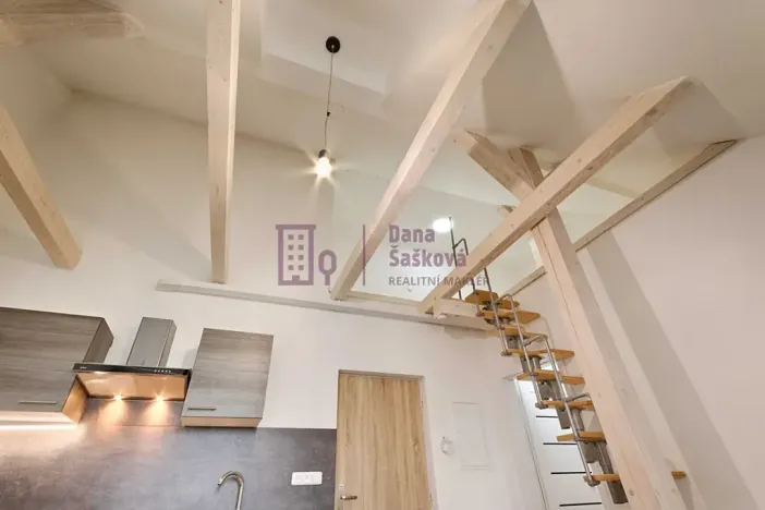 Pronájem bytu 2+kk, Jindřichův Hradec, 49 m2