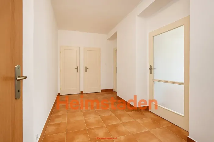 Pronájem bytu 1+1, Ostrava - Poruba, náměstí Jana Nerudy, 37 m2