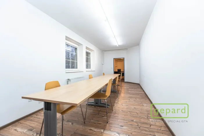 Pronájem kanceláře, Praha, Světická, 188 m2