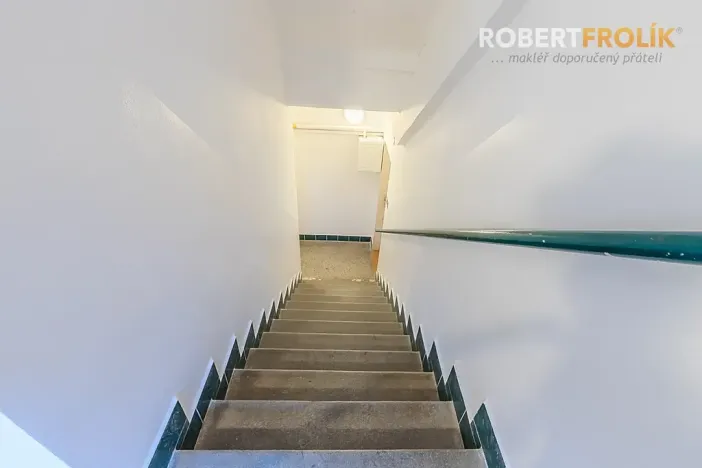 Pronájem bytu 2+kk, Praha - Bubeneč, Eliášova, 55 m2