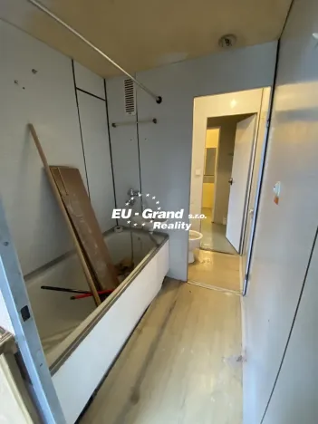 Pronájem bytu 3+1, Mikulášovice, 75 m2