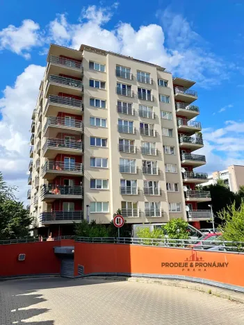 Pronájem bytu 3+kk, Praha - Košíře, Černochova, 79 m2