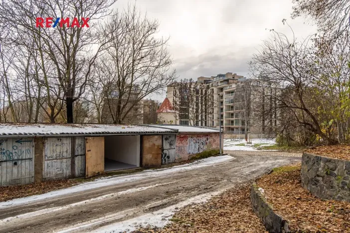 Prodej garáže, Praha - Břevnov, 18 m2