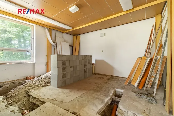 Prodej - jiné, Lesonice, 261 m2