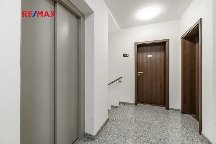 Prodej bytu 2+kk, České Budějovice, České Vrbné, 77 m2