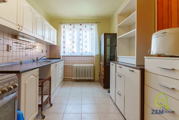 Prodej bytu 2+1, Březová, Hlavní, 55 m2