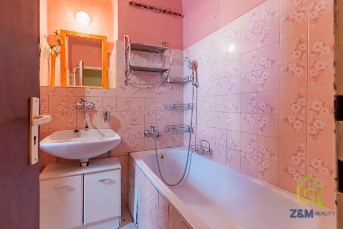 Prodej bytu 2+1, Březová, Hlavní, 55 m2