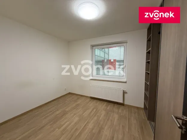 Pronájem bytu 2+kk, Zlín, Pod Křiby, 72 m2