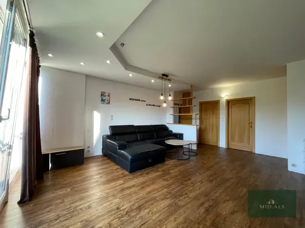 Prodej bytu 3+1, Plzeň, Manětínská, 70 m2