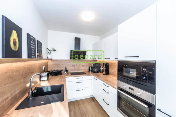 Prodej bytu 3+kk, Praha, Borovanského, 70 m2