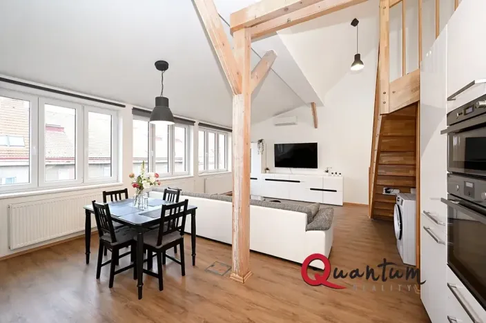 Pronájem bytu 2+kk, Praha - Žižkov, Buchovcova, 72 m2