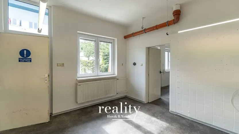 Pronájem výrobních prostor, Šebrov-Kateřina, 243 m2