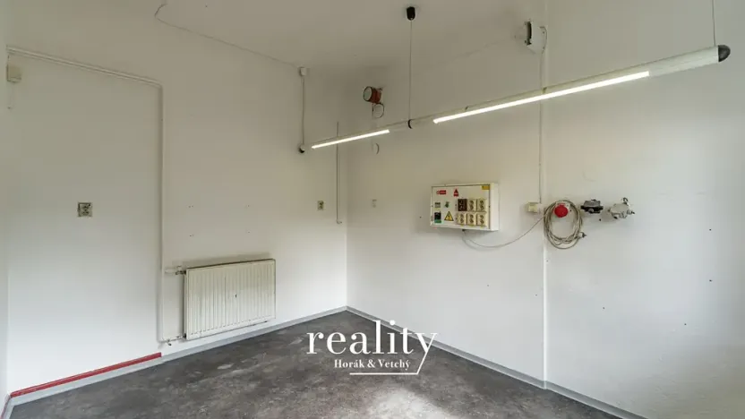 Pronájem výrobních prostor, Šebrov-Kateřina, 243 m2