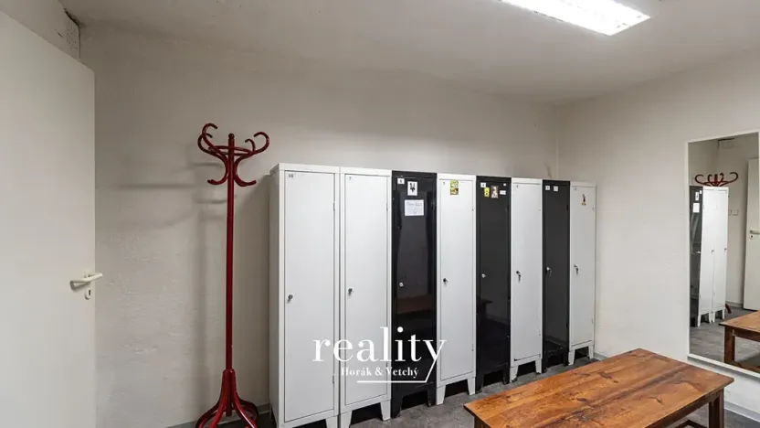 Pronájem výrobních prostor, Šebrov-Kateřina, 243 m2