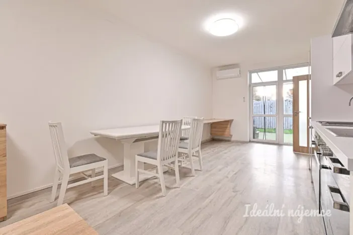 Pronájem bytu 2+kk, Brno, Mikšíčkova, 53 m2