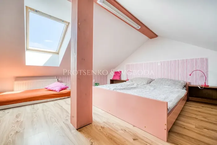 Prodej činžovního domu, Batelov, Třešťská, 490 m2