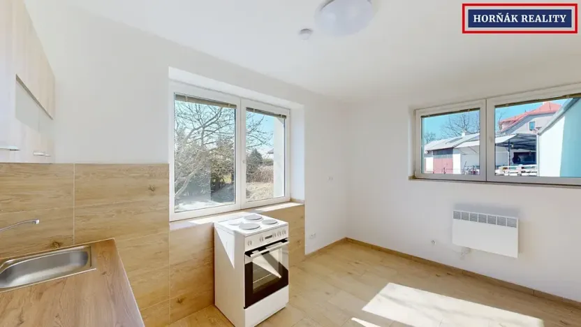 Pronájem bytu 1+1, Žďár nad Sázavou, 34 m2