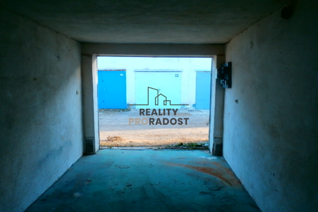 Pronájem garáže, Znojmo, Pod Soudním vrchem, 17 m2