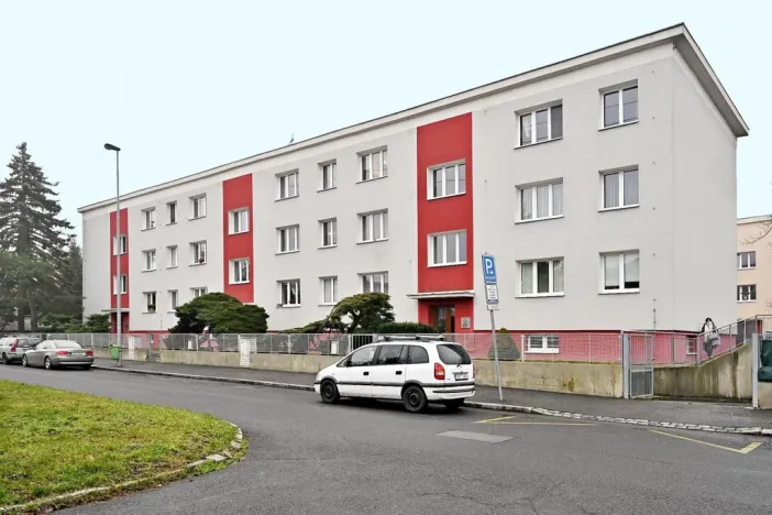 Prodej bytu 3+1, Praha - Břevnov, Zeyerova alej, 70 m2