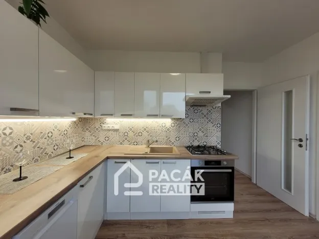 Pronájem bytu 3+1, Olomouc, Nešporova, 74 m2